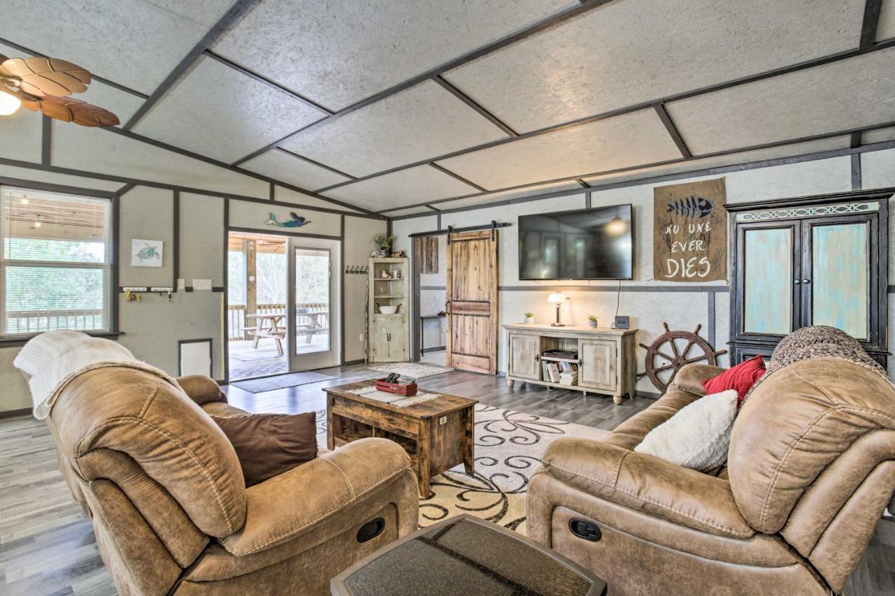 Waterfront Bay St Louis Beach House With Deck! Bay St. Louis Dış mekan fotoğraf